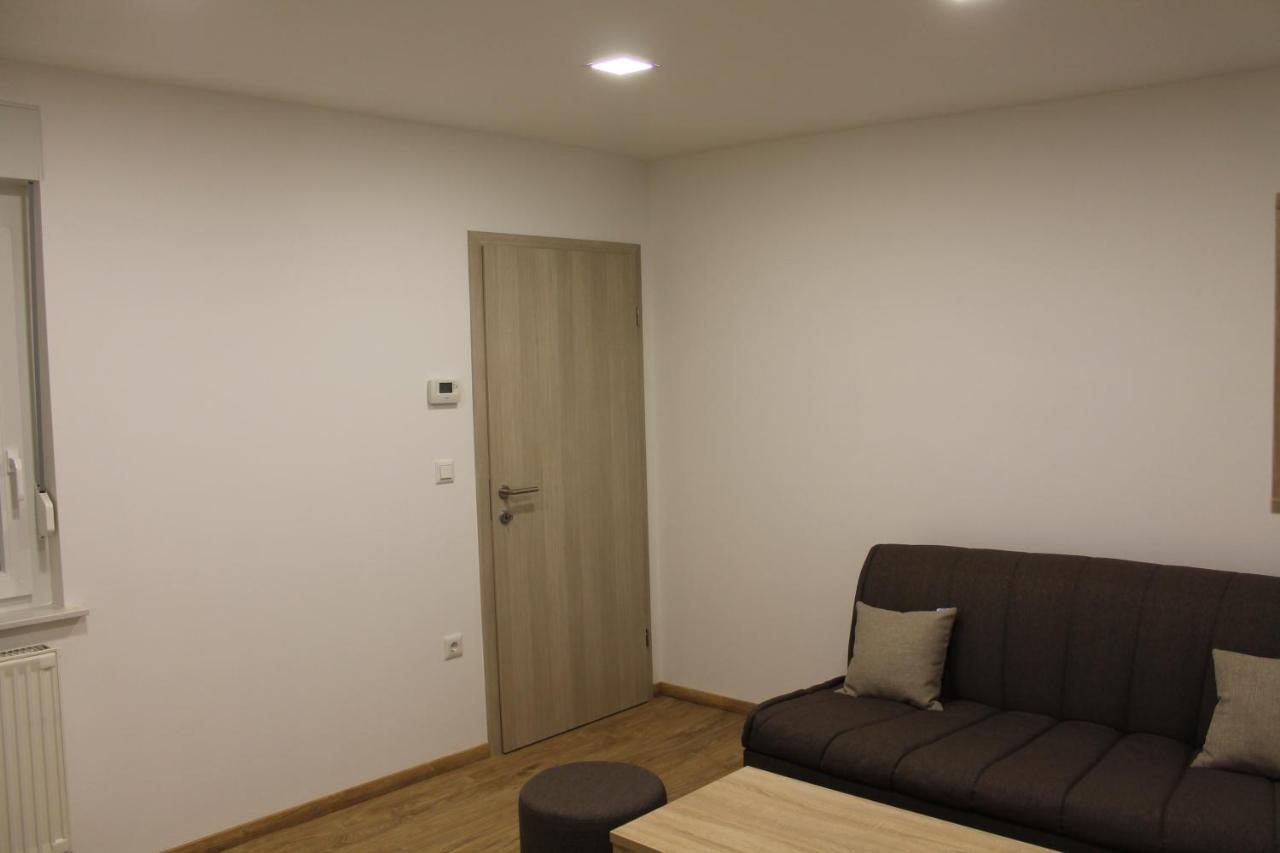 Petite Apartment Марибор Екстериор снимка